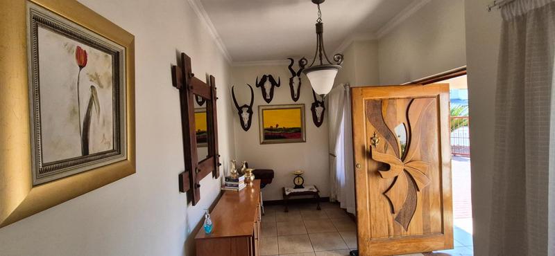 3 Bedroom Property for Sale in Midfield Estate Gauteng