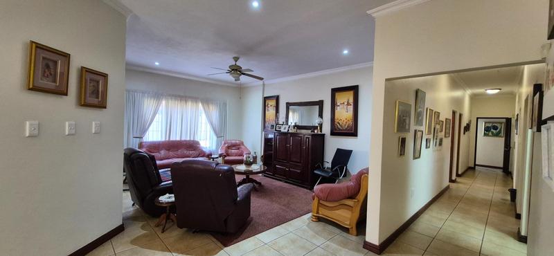 3 Bedroom Property for Sale in Midfield Estate Gauteng