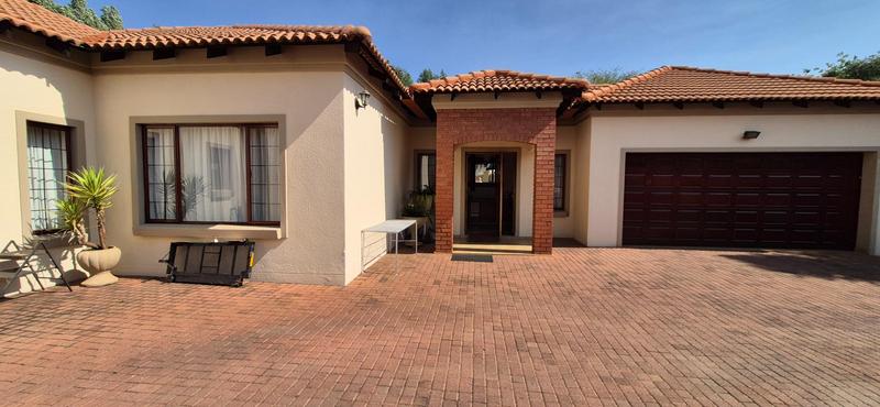 3 Bedroom Property for Sale in Midfield Estate Gauteng
