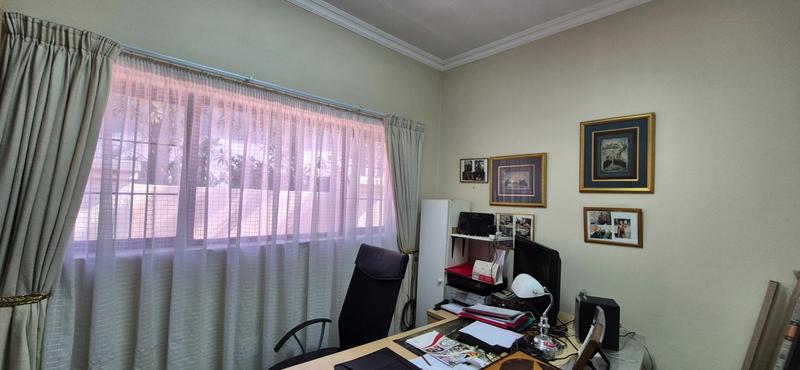 3 Bedroom Property for Sale in Midfield Estate Gauteng