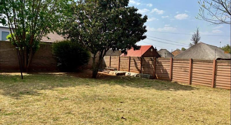 3 Bedroom Property for Sale in Mayberry Park Gauteng