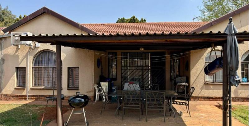 3 Bedroom Property for Sale in Mayberry Park Gauteng