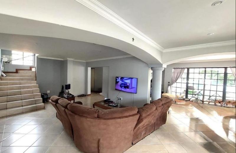 4 Bedroom Property for Sale in South Crest Gauteng
