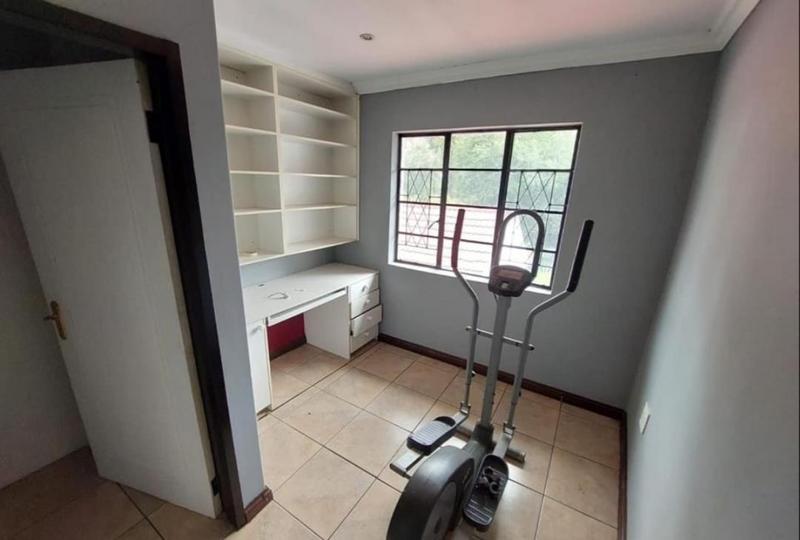 4 Bedroom Property for Sale in South Crest Gauteng