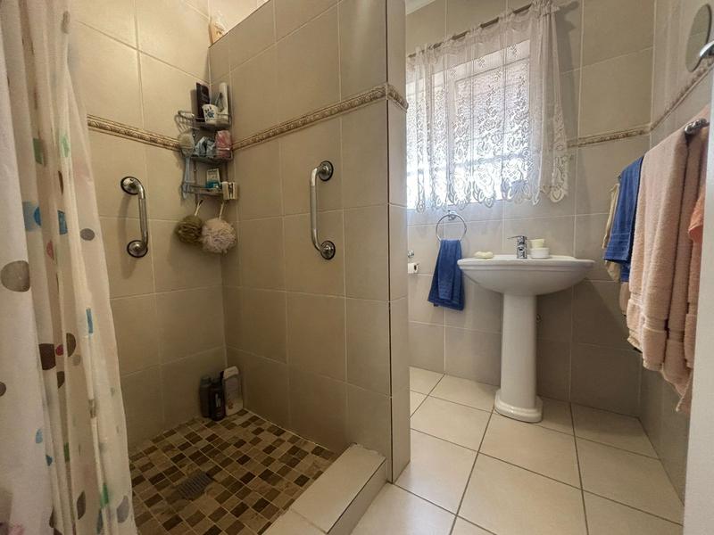 3 Bedroom Property for Sale in Albertskroon Gauteng