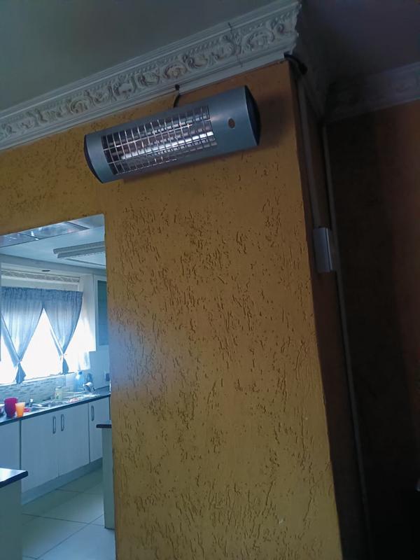 6 Bedroom Property for Sale in Vosloorus Gauteng