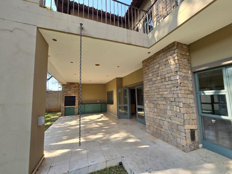 To Let 4 Bedroom Property for Rent in Muckleneuk Gauteng