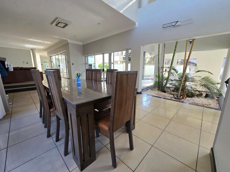 6 Bedroom Property for Sale in Silver Lakes Gauteng