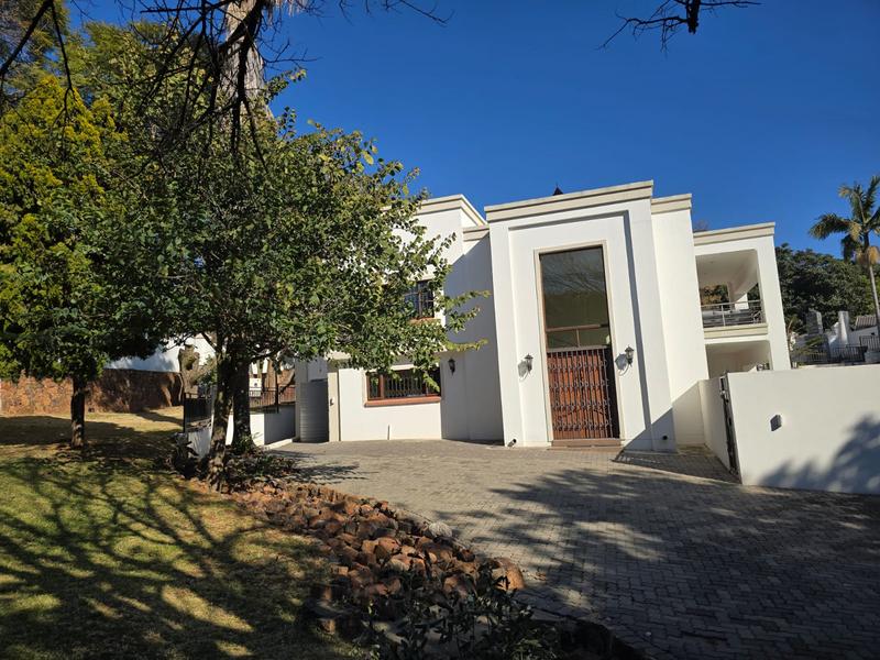 5 Bedroom Property for Sale in Waterkloof Ridge Gauteng