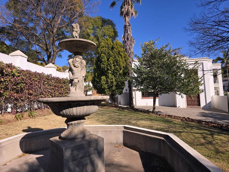 5 Bedroom Property for Sale in Waterkloof Ridge Gauteng