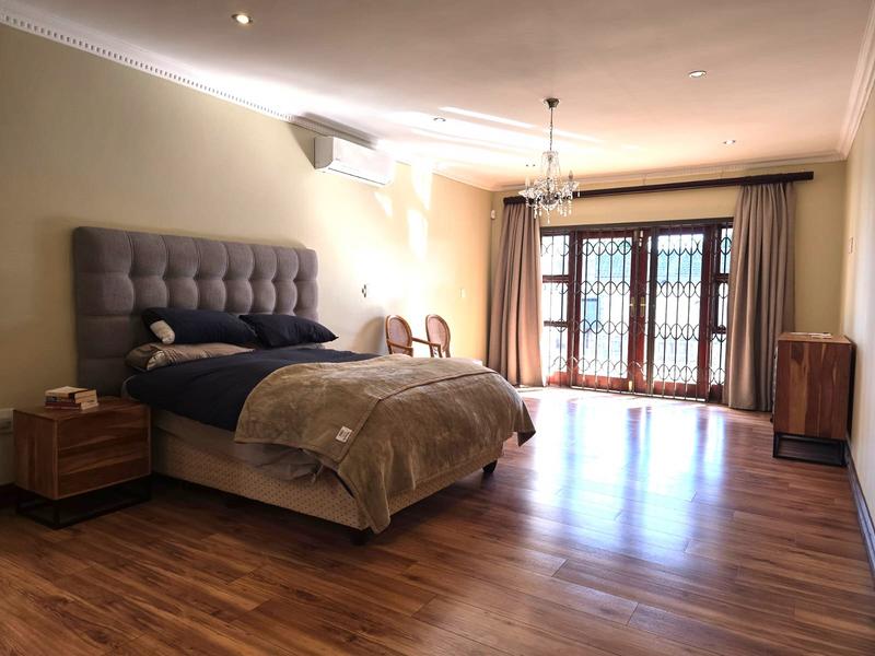 5 Bedroom Property for Sale in Waterkloof Ridge Gauteng