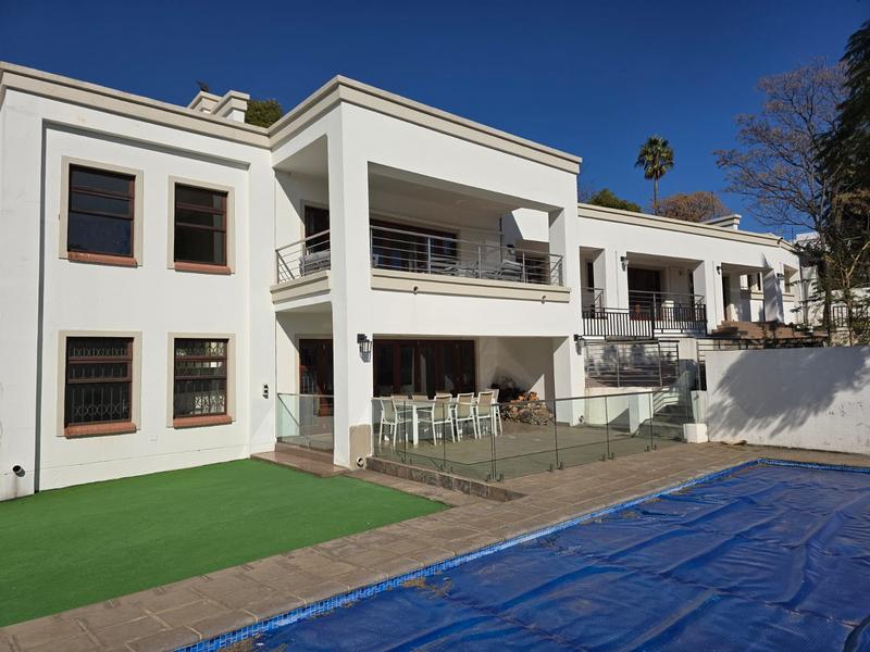 5 Bedroom Property for Sale in Waterkloof Ridge Gauteng