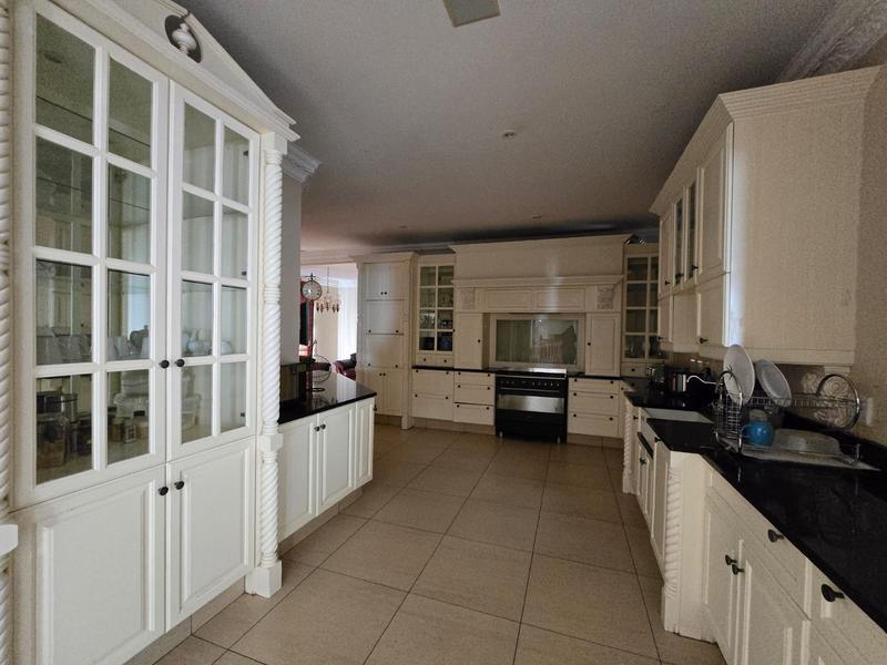 5 Bedroom Property for Sale in Waterkloof Ridge Gauteng