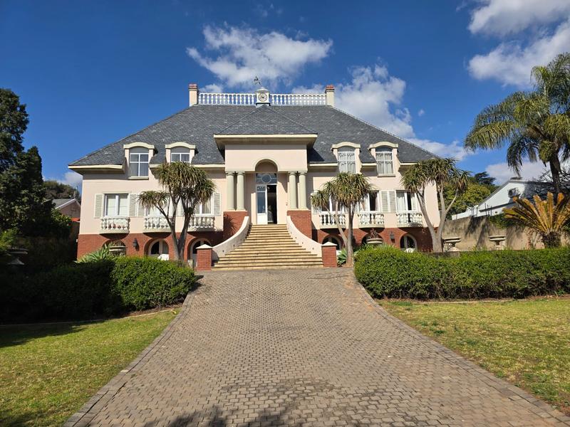 5 Bedroom Property for Sale in Waterkloof Ridge Gauteng