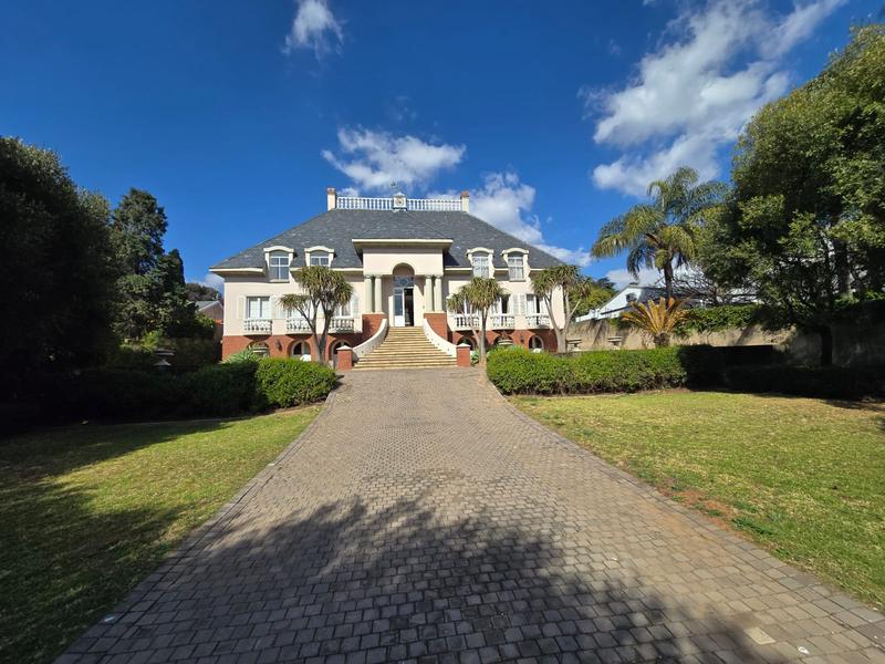 5 Bedroom Property for Sale in Waterkloof Ridge Gauteng