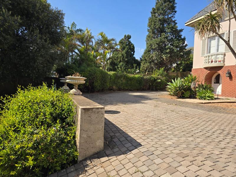 5 Bedroom Property for Sale in Waterkloof Ridge Gauteng