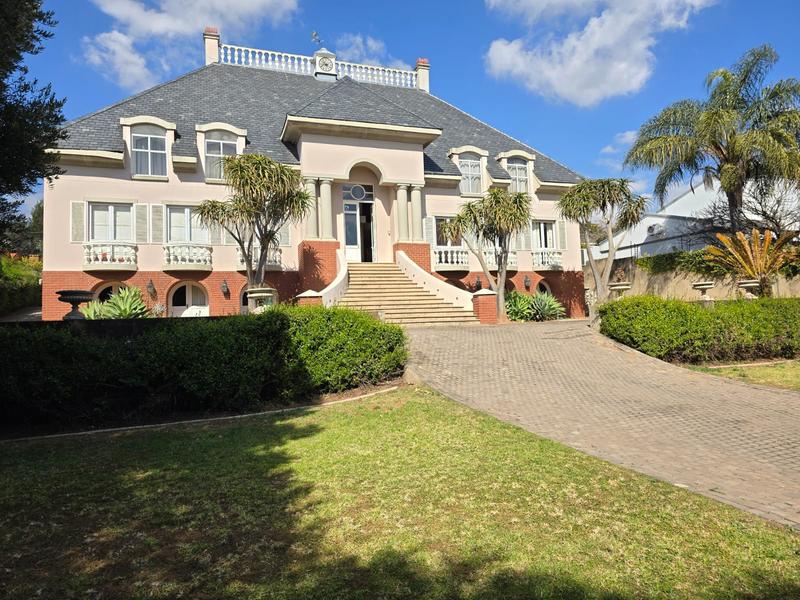 5 Bedroom Property for Sale in Waterkloof Ridge Gauteng