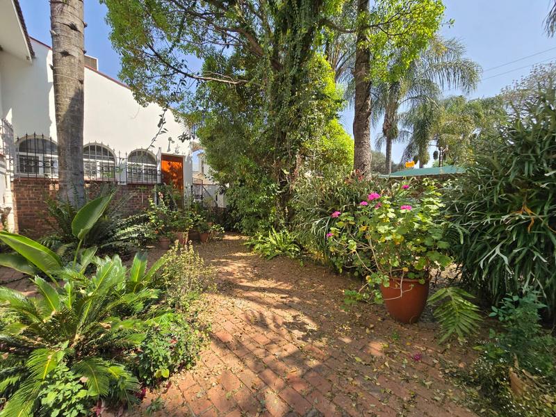 9 Bedroom Property for Sale in Muckleneuk Gauteng