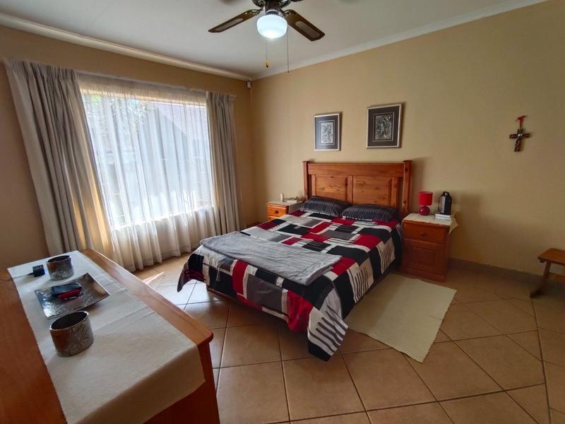 2 Bedroom Property for Sale in Ninapark Gauteng