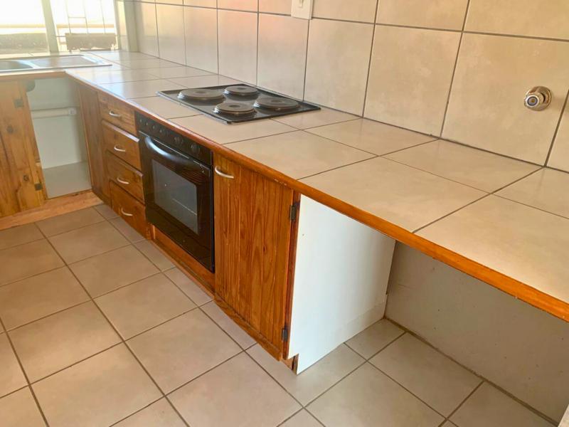2 Bedroom Property for Sale in Nimrodpark Gauteng
