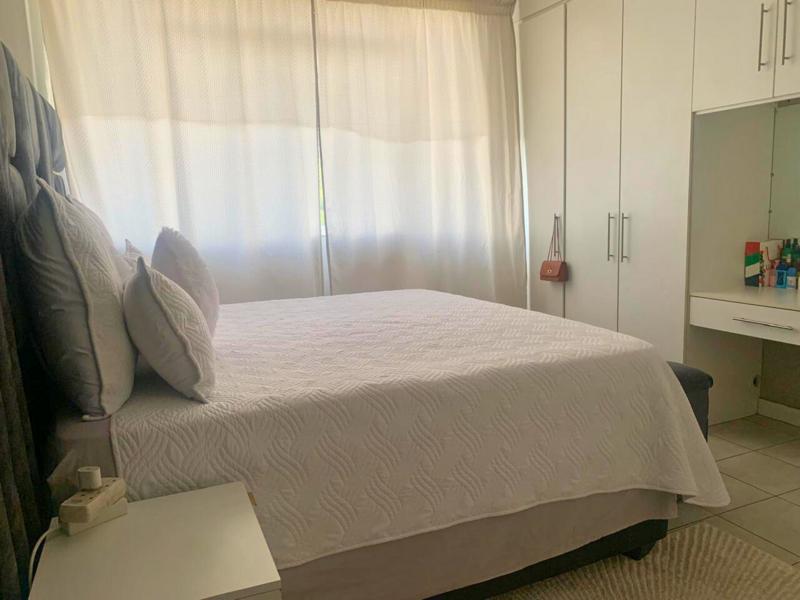 2 Bedroom Property for Sale in Nimrodpark Gauteng