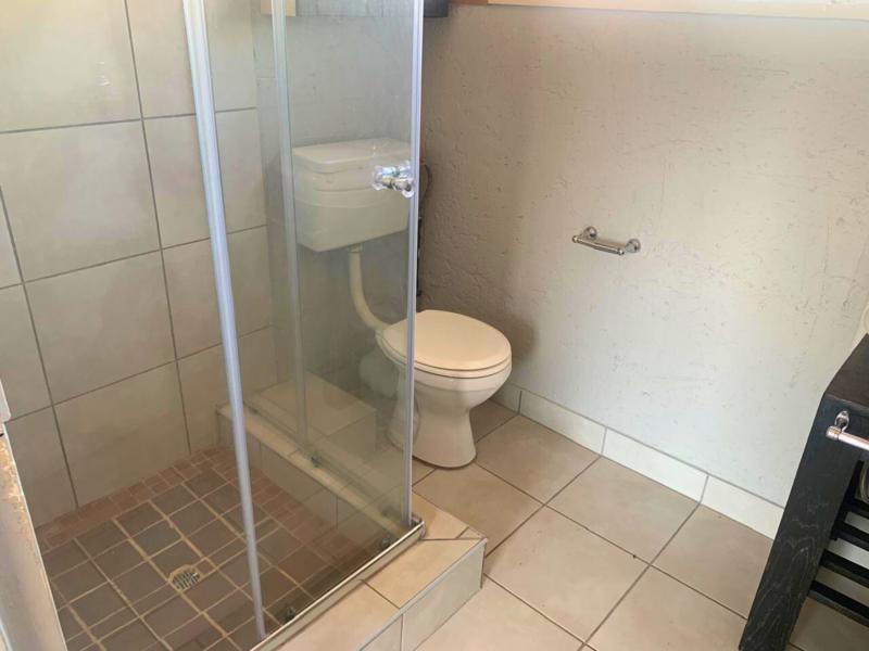2 Bedroom Property for Sale in Nimrodpark Gauteng