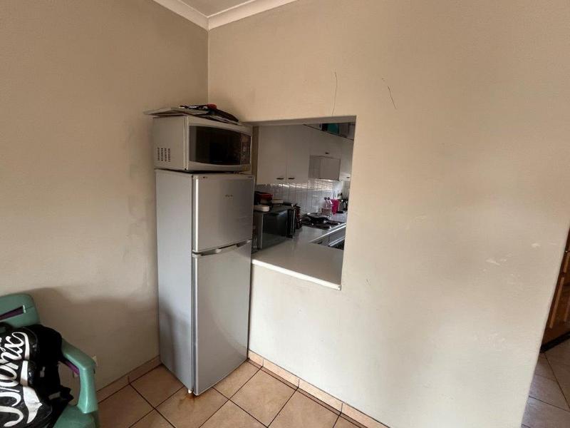 2 Bedroom Property for Sale in Buccleuch Gauteng