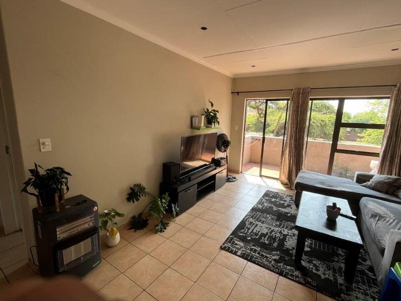 2 Bedroom Property for Sale in Buccleuch Gauteng