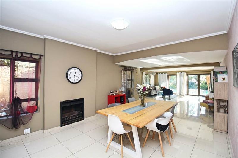 To Let 5 Bedroom Property for Rent in Bryanston Gauteng
