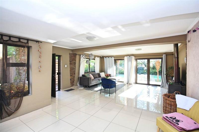 To Let 5 Bedroom Property for Rent in Bryanston Gauteng