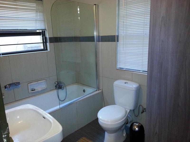 To Let 5 Bedroom Property for Rent in Bryanston Gauteng