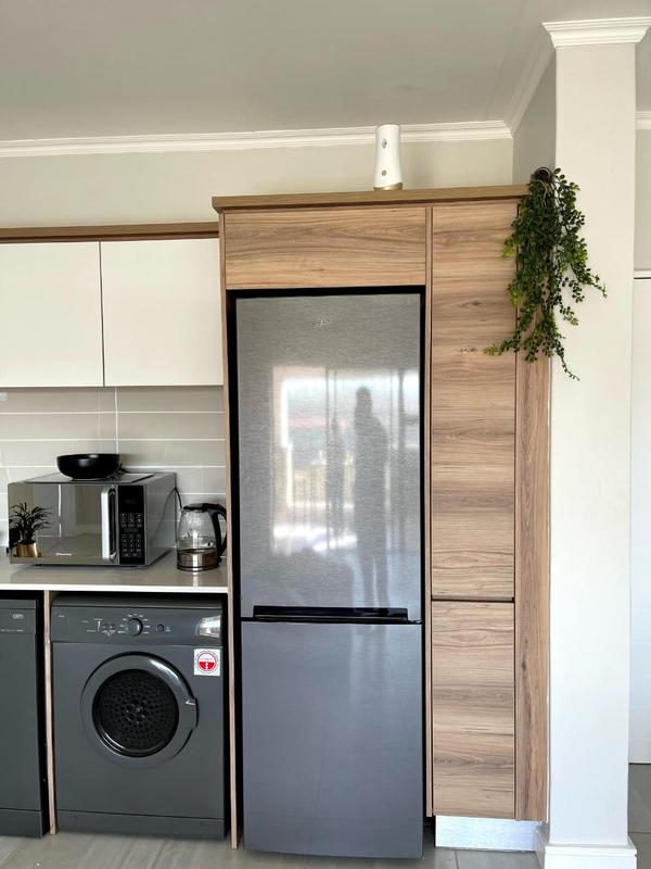 To Let 1 Bedroom Property for Rent in Waterfall Gauteng
