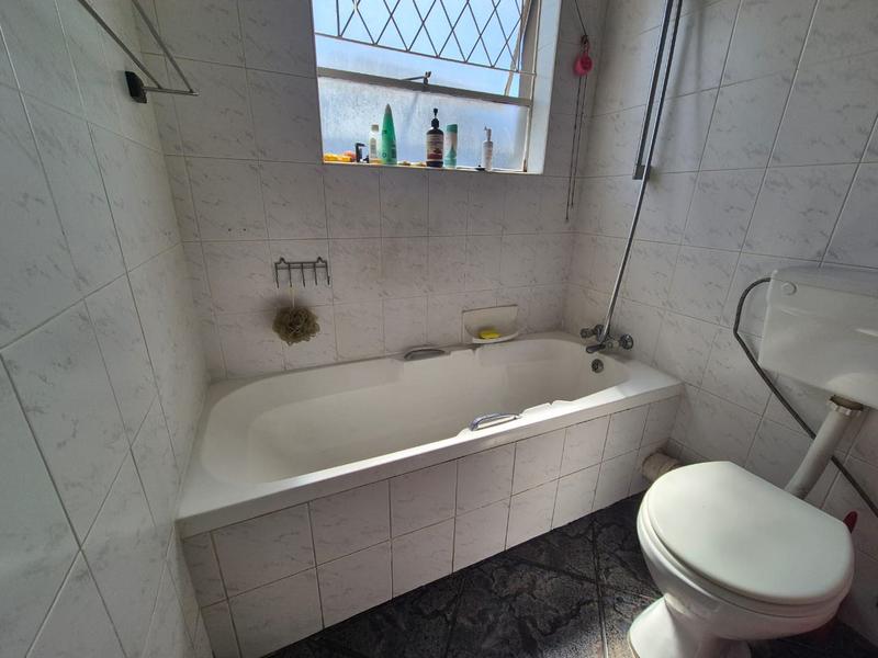 2 Bedroom Property for Sale in Raceview Gauteng