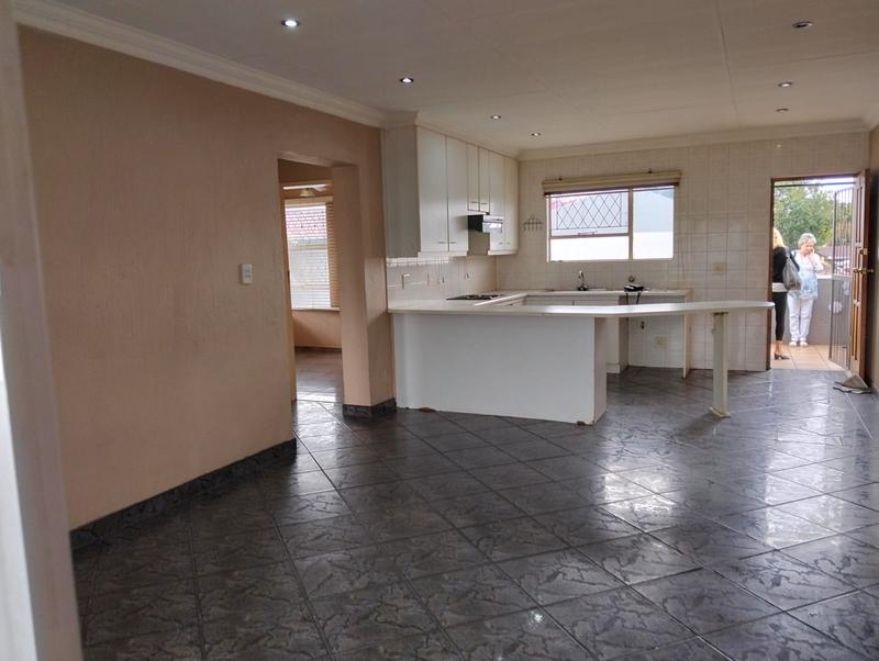 2 Bedroom Property for Sale in Raceview Gauteng