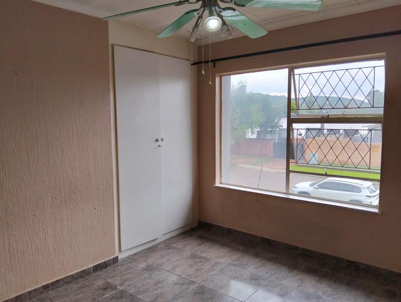 2 Bedroom Property for Sale in Raceview Gauteng