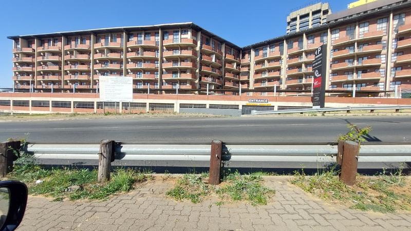 1 Bedroom Property for Sale in Braamfontein Gauteng