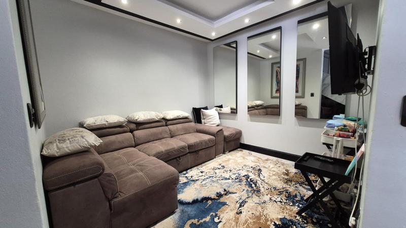 3 Bedroom Property for Sale in Raslouw Gauteng