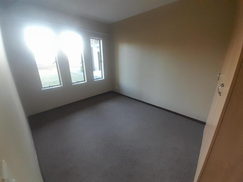 2 Bedroom Property for Sale in Eldo Lakes Estate Gauteng