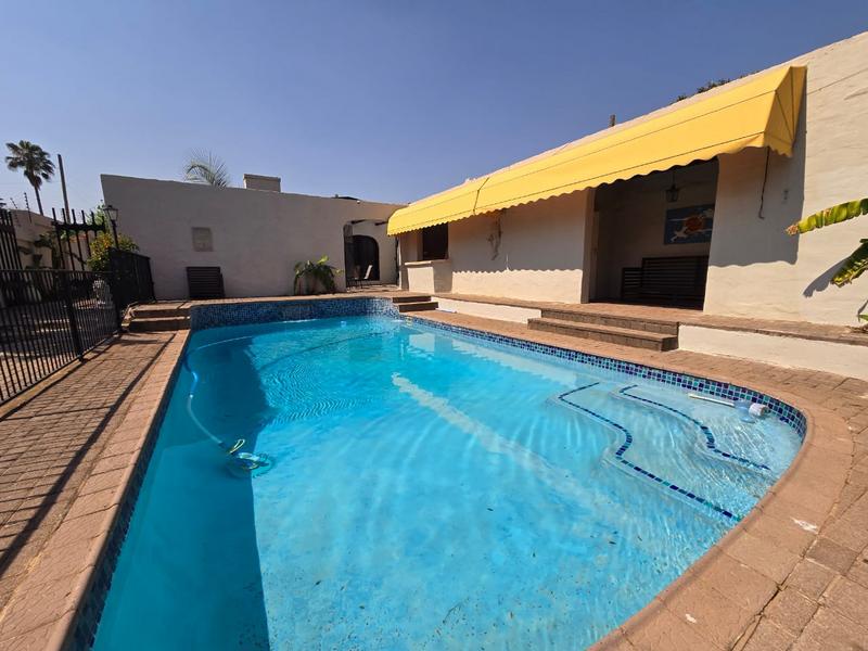 To Let commercial Property for Rent in Arcadia Gauteng