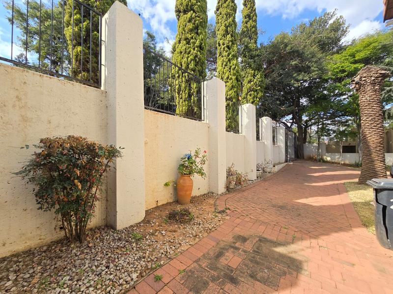 To Let 5 Bedroom Property for Rent in Sterrewag Gauteng