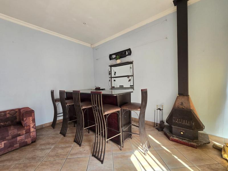 To Let 5 Bedroom Property for Rent in Sterrewag Gauteng