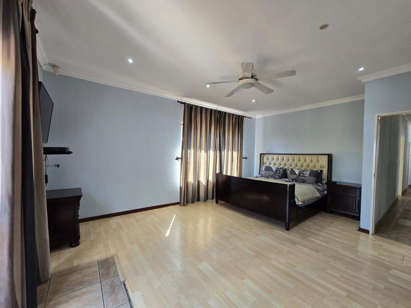 To Let 5 Bedroom Property for Rent in Sterrewag Gauteng