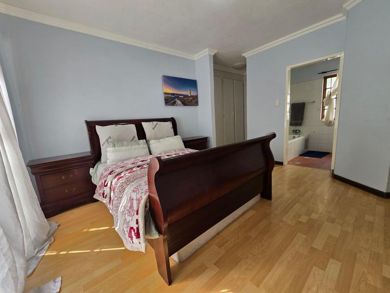 To Let 5 Bedroom Property for Rent in Sterrewag Gauteng