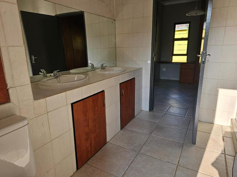 4 Bedroom Property for Sale in Brooklyn Gauteng