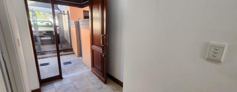 To Let 1 Bedroom Property for Rent in Bedford Gardens Gauteng