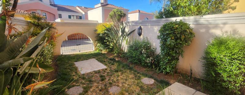 To Let 1 Bedroom Property for Rent in Bedford Gardens Gauteng
