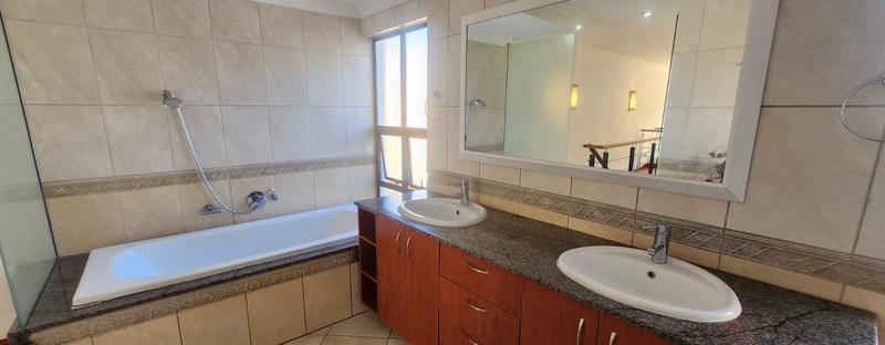 To Let 1 Bedroom Property for Rent in Bedford Gardens Gauteng