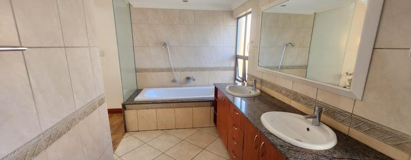 To Let 1 Bedroom Property for Rent in Bedford Gardens Gauteng