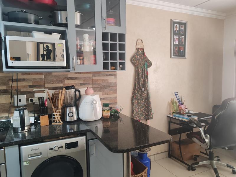 To Let 1 Bedroom Property for Rent in Morning Hill Gauteng