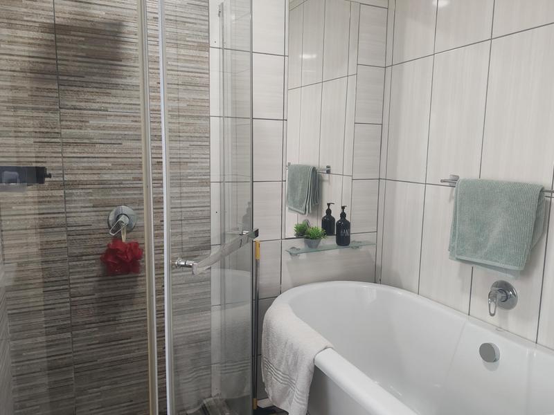 To Let 1 Bedroom Property for Rent in Morning Hill Gauteng
